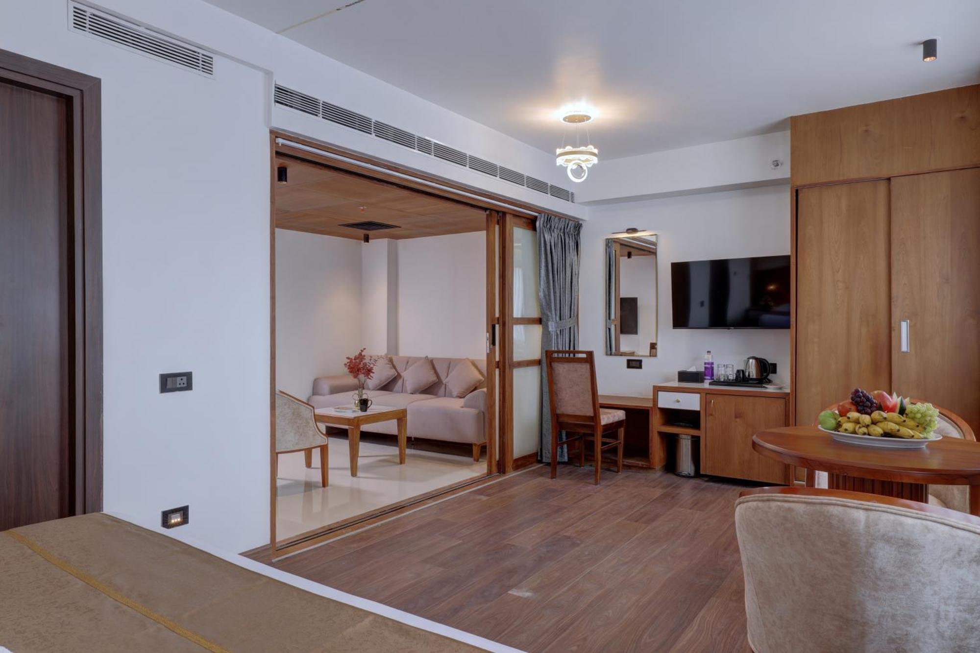 Hotel Cordial Sopanam Thiruvananthapuram Dış mekan fotoğraf