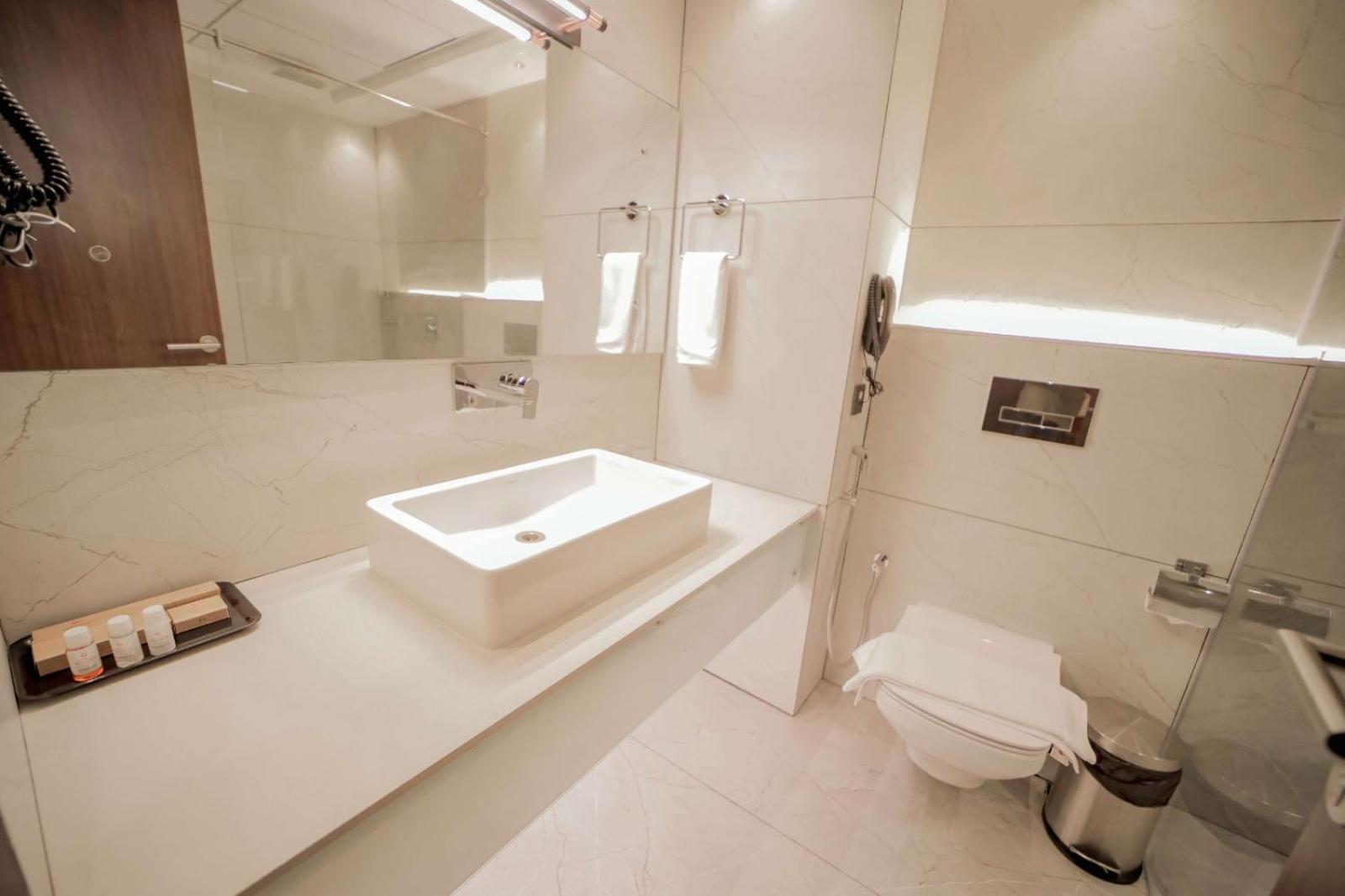 Hotel Cordial Sopanam Thiruvananthapuram Dış mekan fotoğraf
